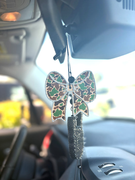 camo bow freshie
