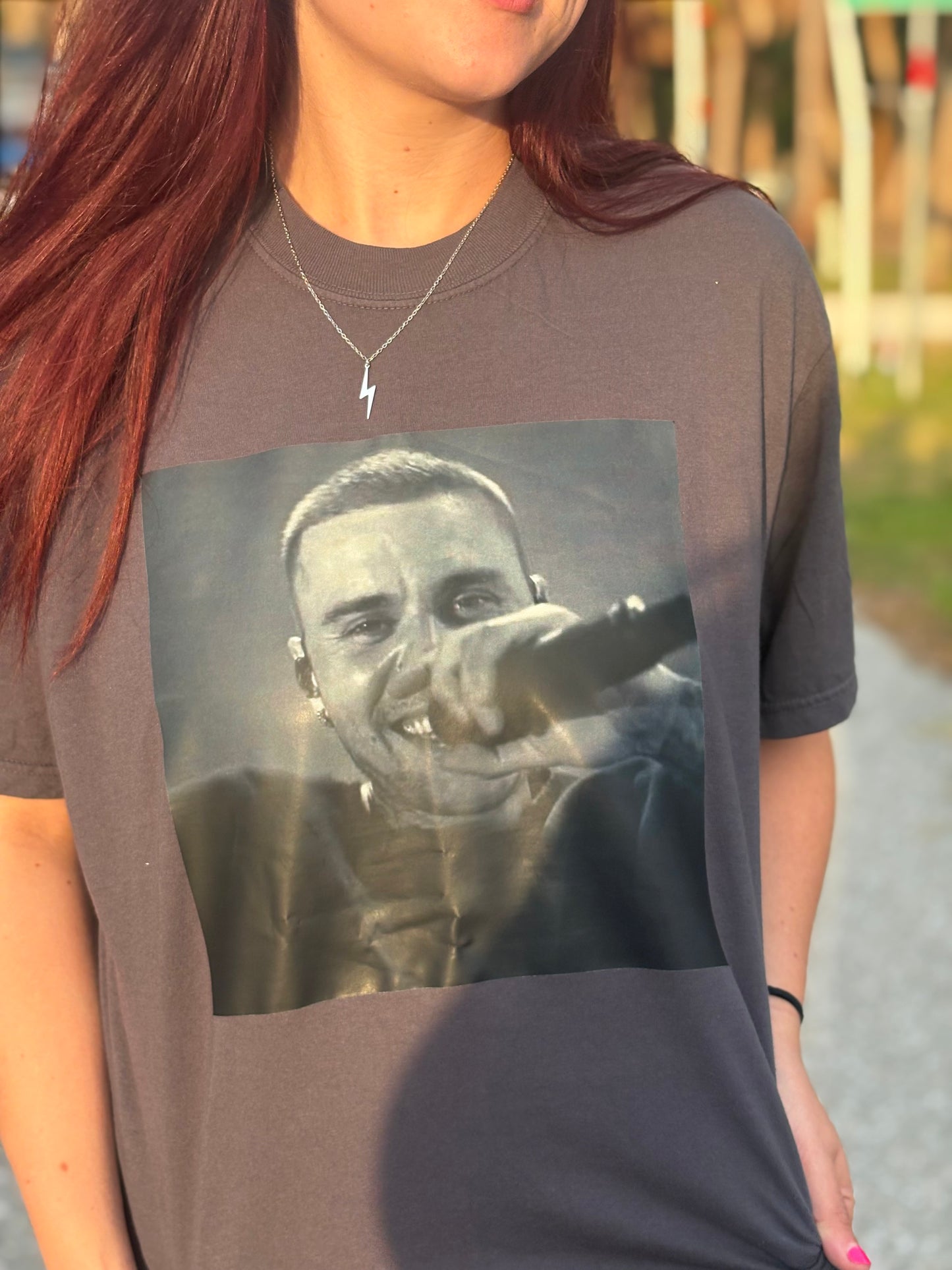 JB daisies tee